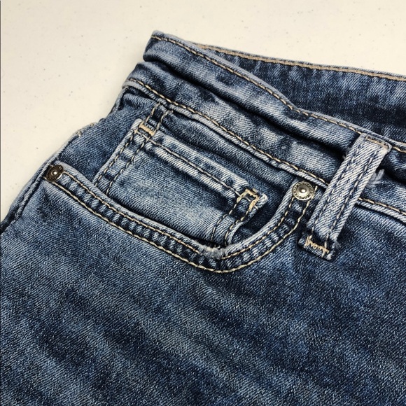 LIKE NEW SILVER AVERY CAPRI JEANS 30x26 ⭐️ - Picture 6 of 13